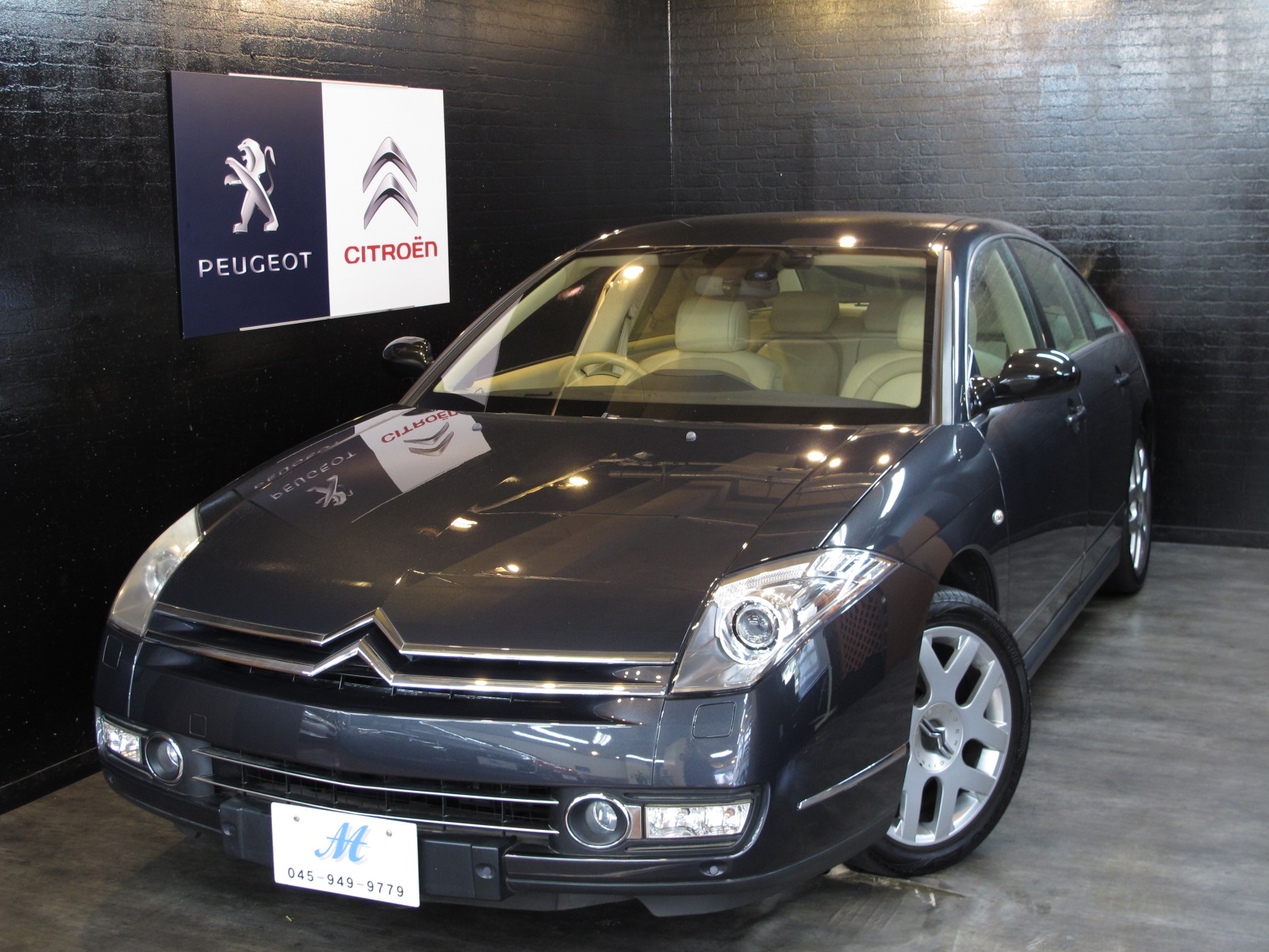 シトロエン ｃ６ エクスクルーシブ 中古車ならプジョー シトロエン専門店 株式会社ｍａｍａ